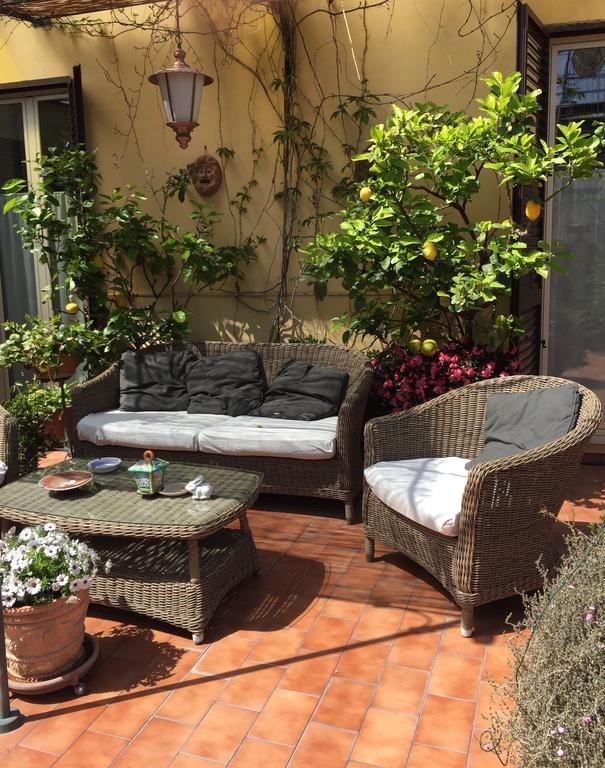 Terrazza Duomo Bed and Breakfast Napels Buitenkant foto