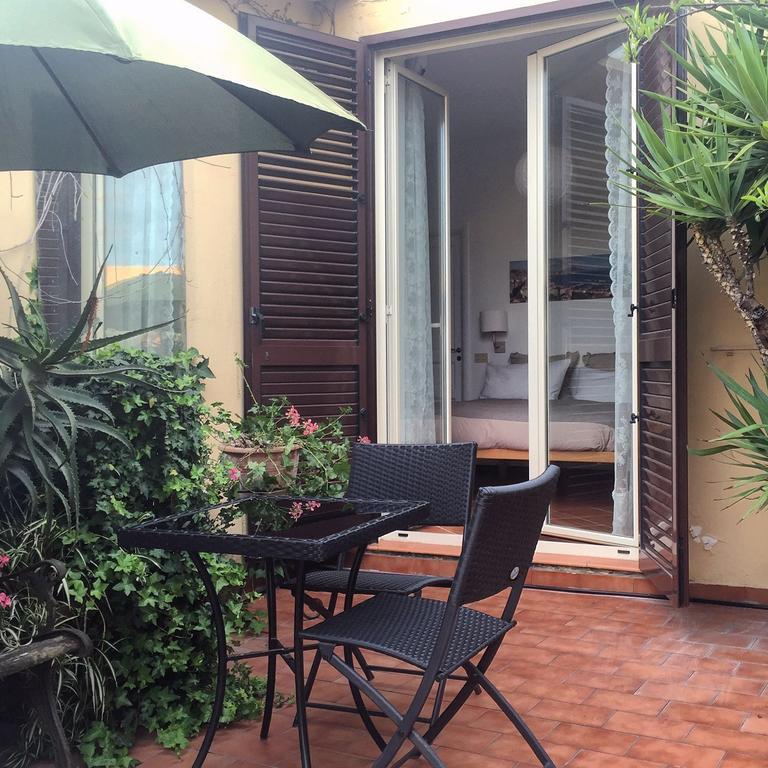 Terrazza Duomo Bed and Breakfast Napels Buitenkant foto