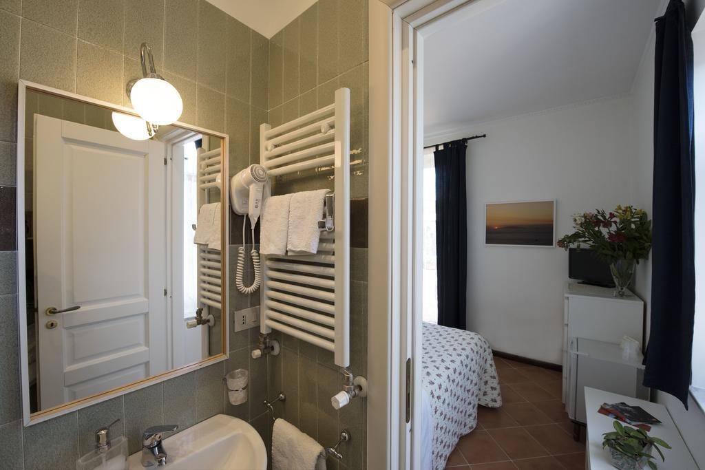 Terrazza Duomo Bed and Breakfast Napels Buitenkant foto