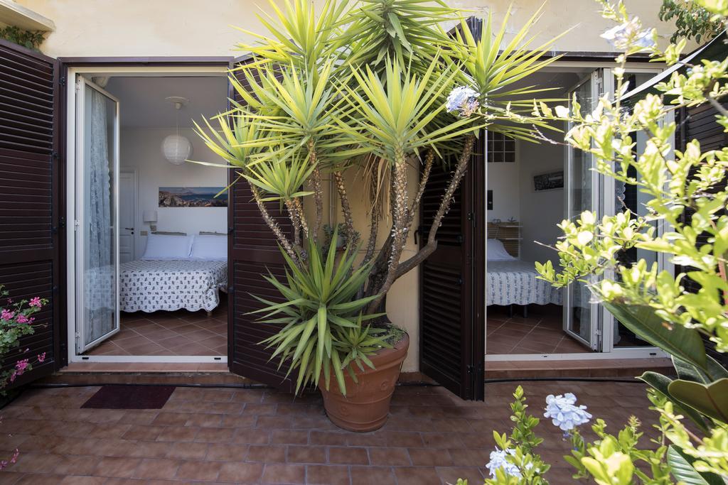 Terrazza Duomo Bed and Breakfast Napels Buitenkant foto